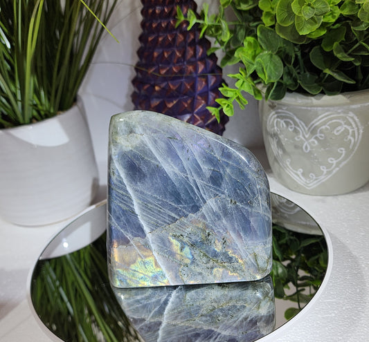 Labradorite Free Form